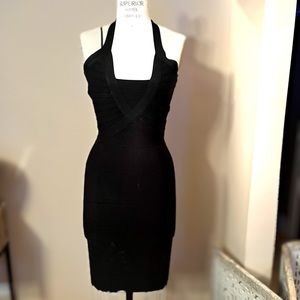 Bebe bandage halter dress
Size small